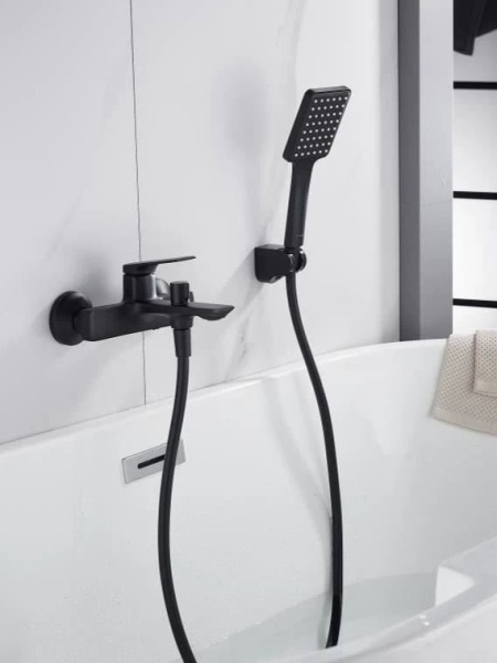 Cмеситель для ванны Knotlor KN-71/BL, черный